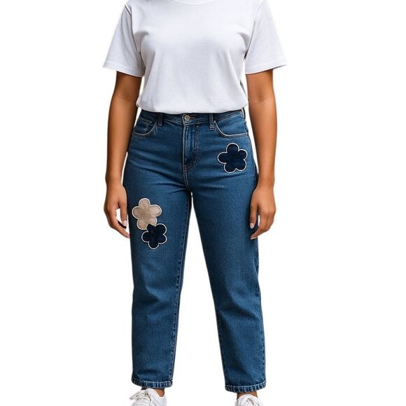 No Boundaries Denim - No Boundaries Juniors' Destructed Mom Jeans Size 15